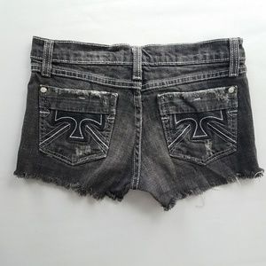 black low rise raw hem shorty shorts size 3